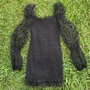 Black polka dot scrunch dress